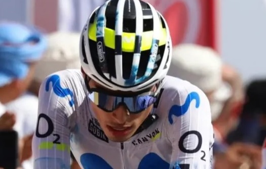 El quindiano Diego Pescador irrumpe en la élite y conquista la clasificación de los jóvenes en el Tour de Omán