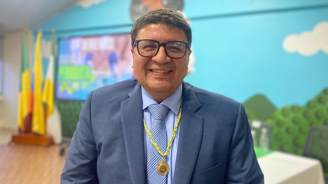 Mao Echeverry, vicepresidente de Acord Quindío, recibe la Orden al Mérito Institucional