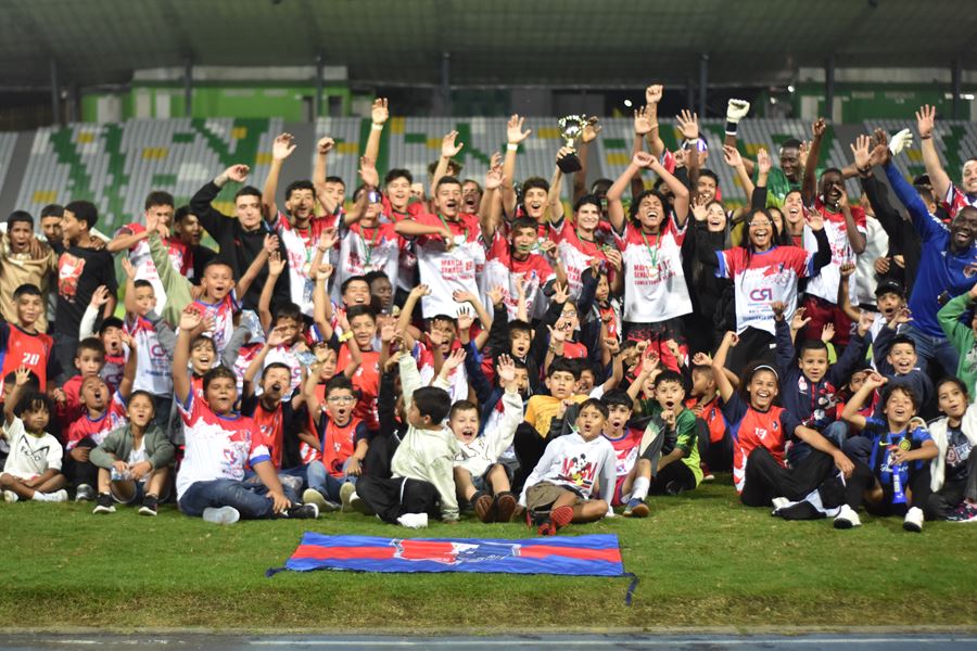 Unión FC se corona campeón del Nocturno Sub-19 y deja en alto el talento juvenil en Armenia